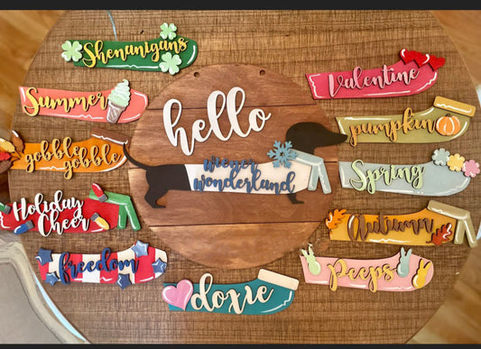 Dachshund Interchangeable Seasonal Sign